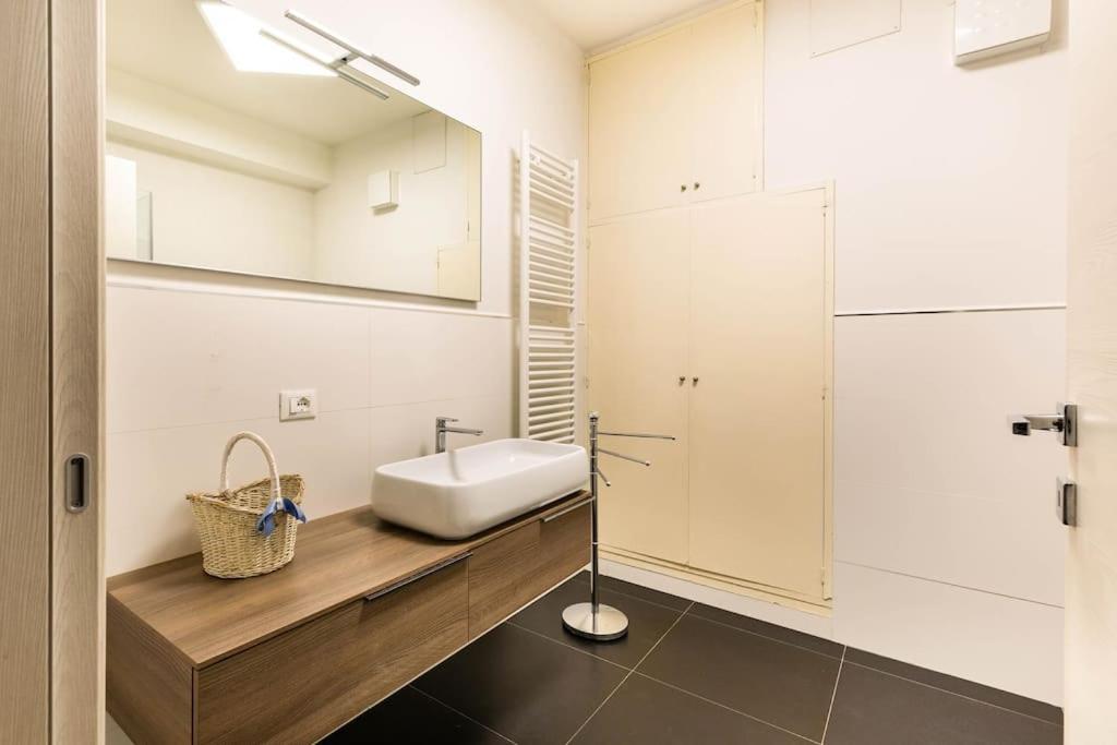 Palermo Old Style - Boutique Apartment With Terrace In Center City Eksteriør billede