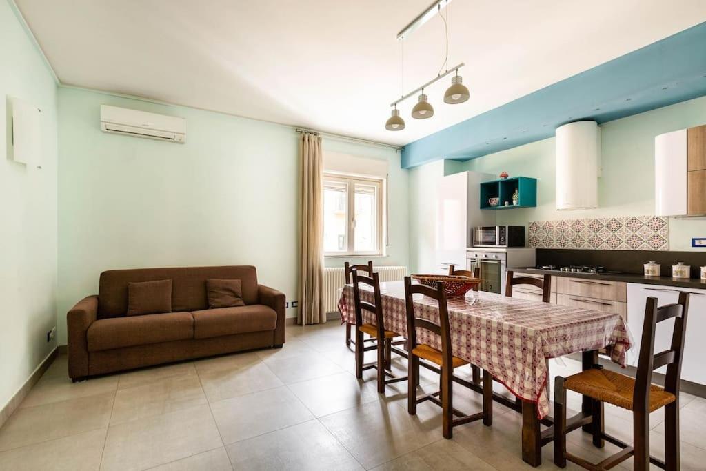 Palermo Old Style - Boutique Apartment With Terrace In Center City Eksteriør billede